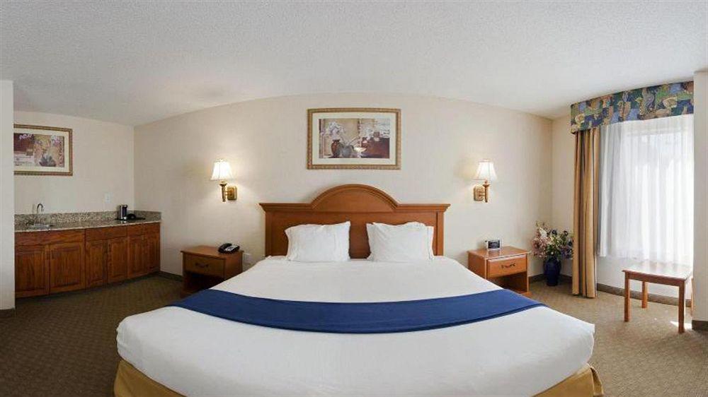 Hotel Clarion Pointe New Bern Chambre photo