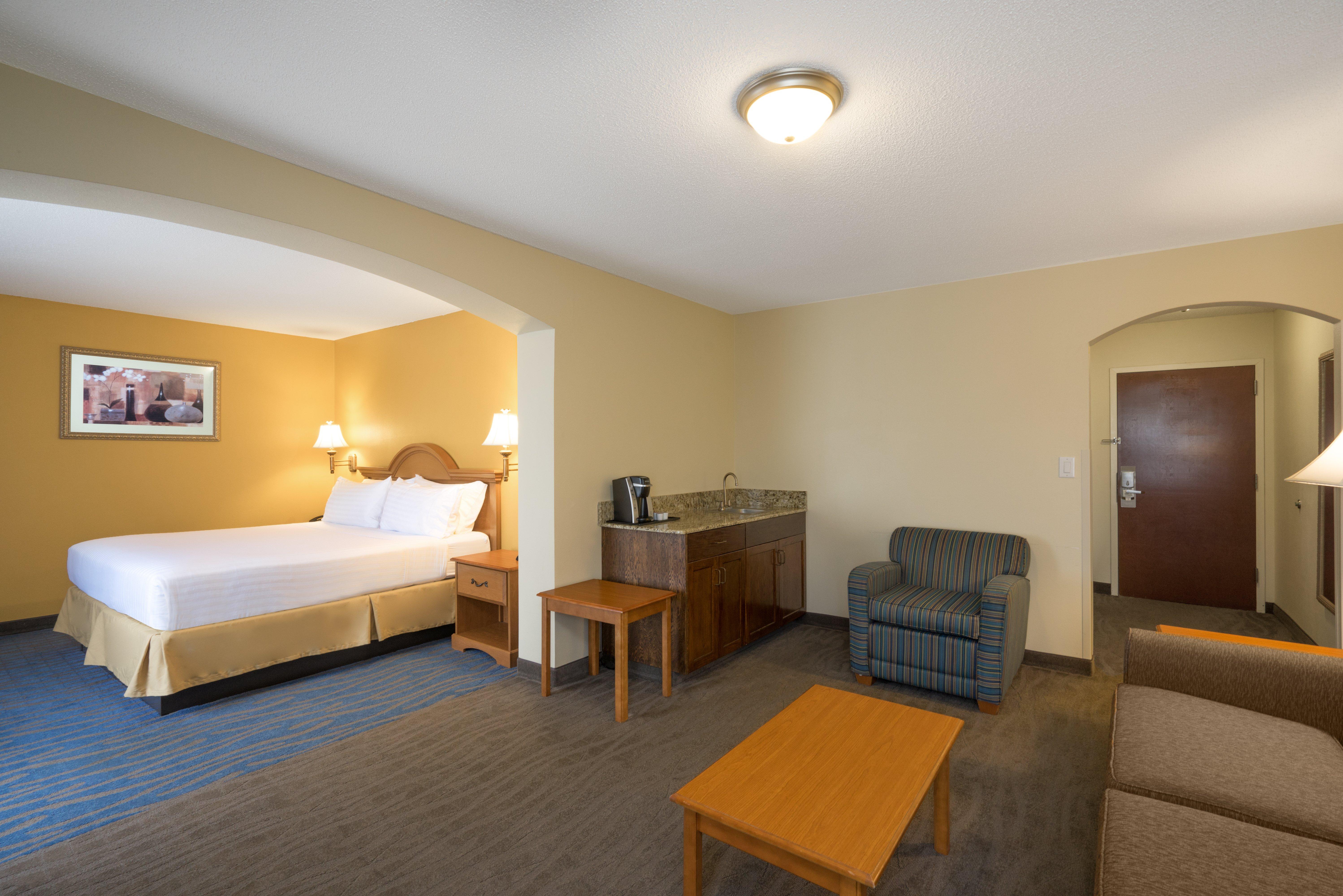 Hotel Clarion Pointe New Bern Extérieur photo