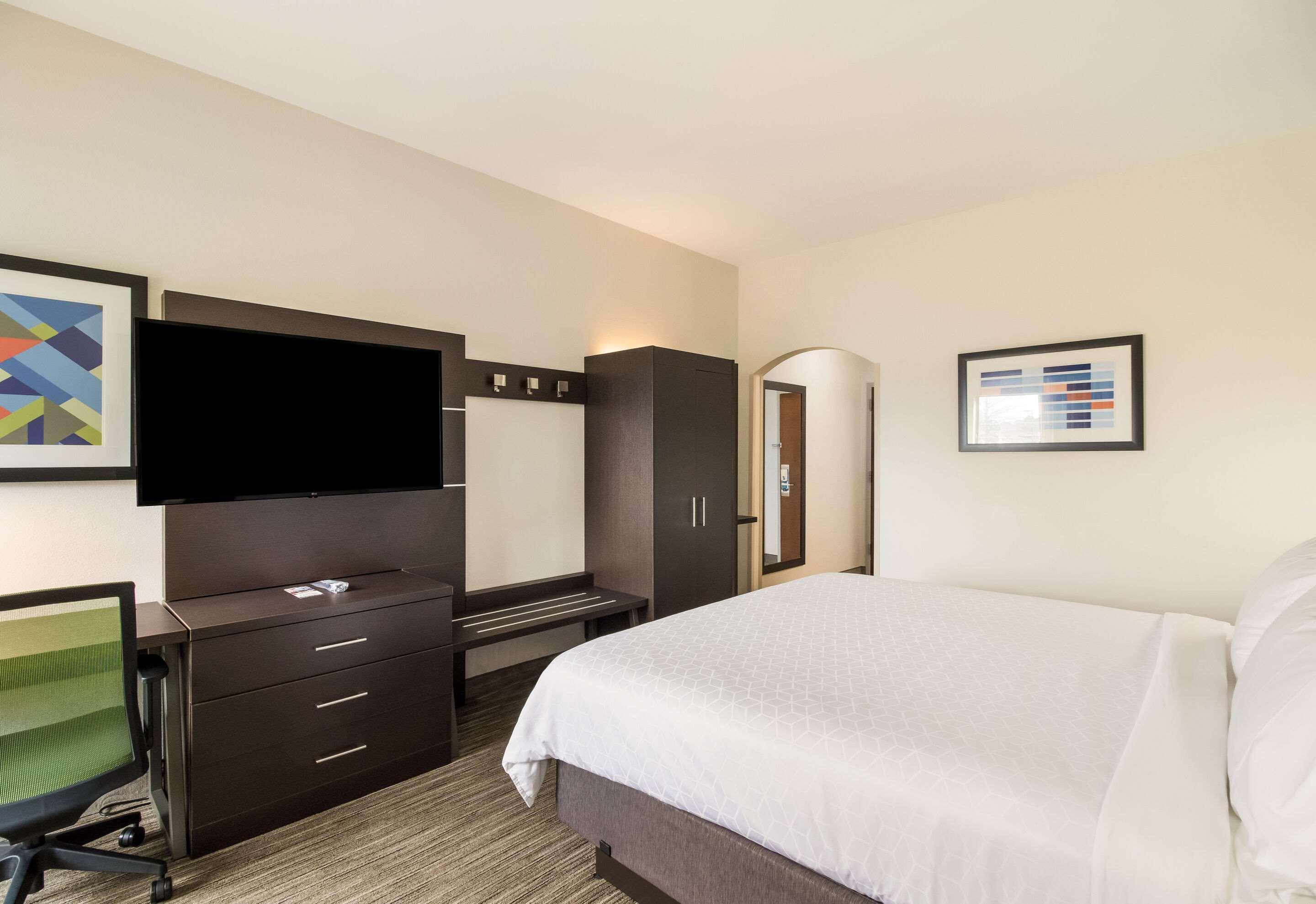 Hotel Clarion Pointe New Bern Extérieur photo