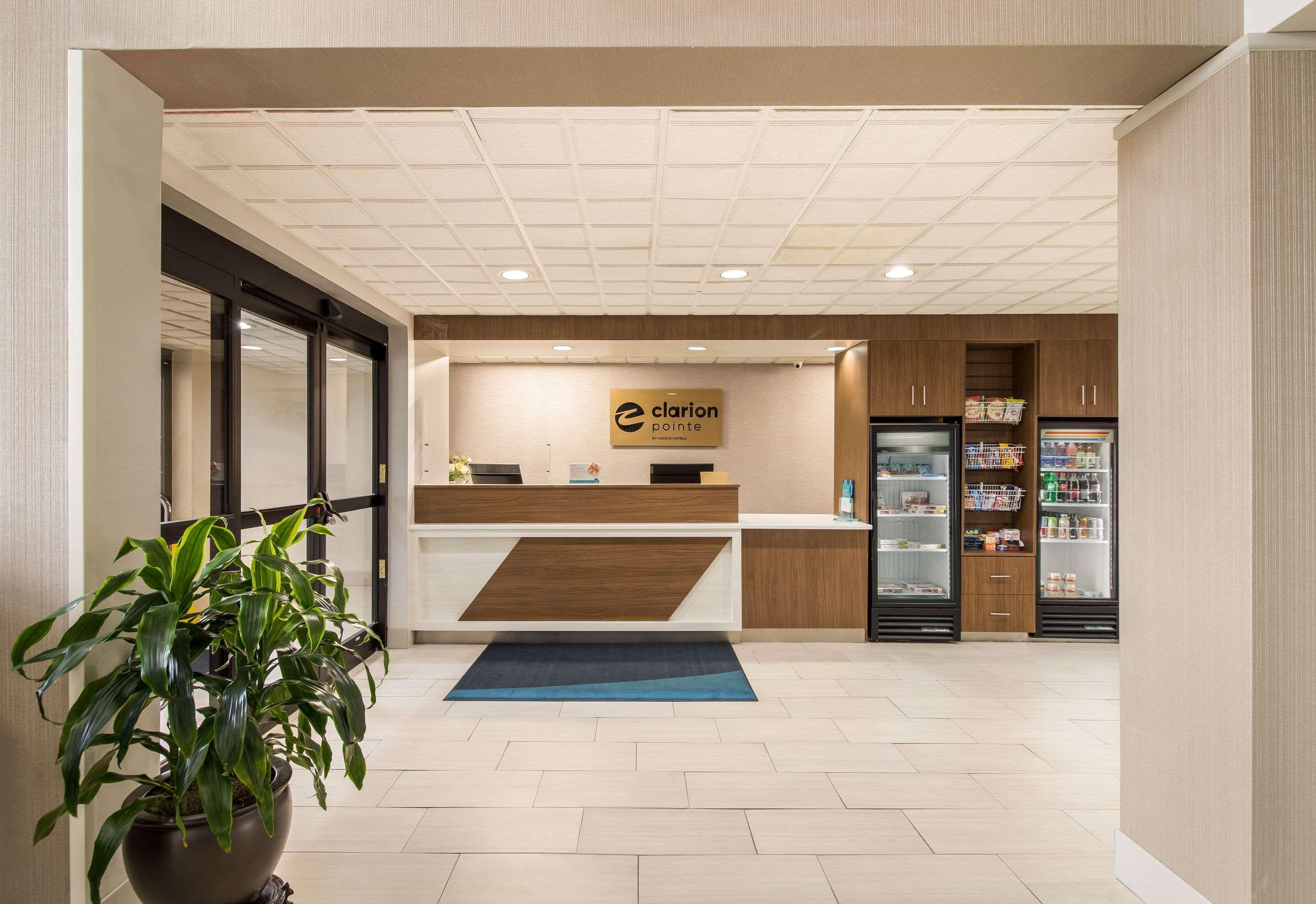Hotel Clarion Pointe New Bern Extérieur photo